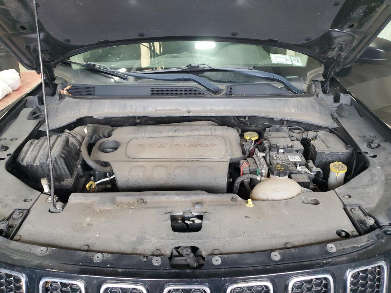 2018 Jeep Compass Sport VIN: 3C4NJCAB2JT463881 Lot: 91565255