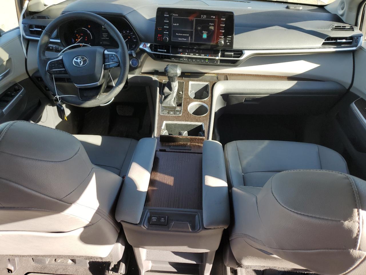 2021 Toyota Sienna Xle VIN: 5TDJRKEC0MS063045 Lot: 92928205