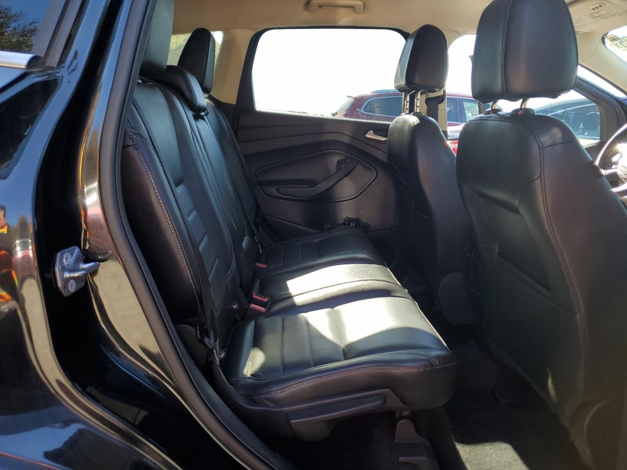 2015 Ford Escape Titanium VIN: 1FMCU0JX3FUB92282 Lot: 91944725