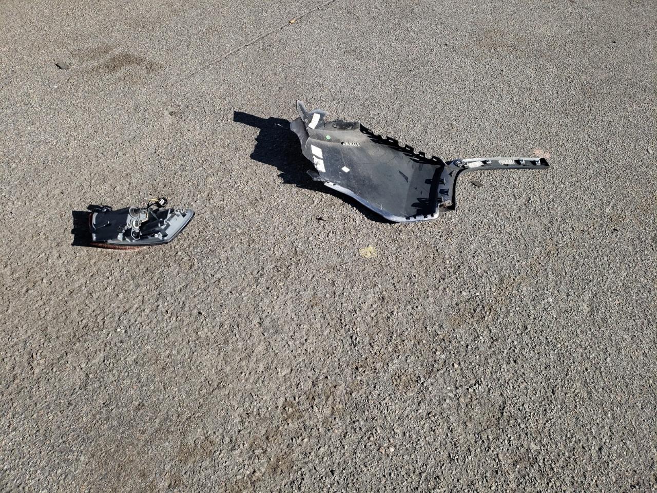 2014 Jeep Cherokee Latitude VIN: 1C4PJMCBXEW124989 Lot: 92666115