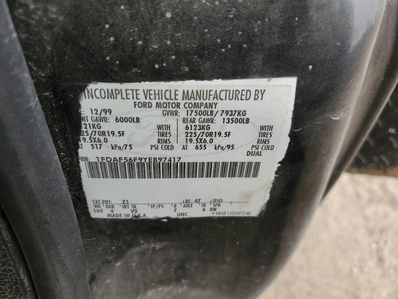 2000 Ford F550 Super Duty Utility / Service Truck VIN: 1FDAF56F9YEB97417 Lot: 89884235