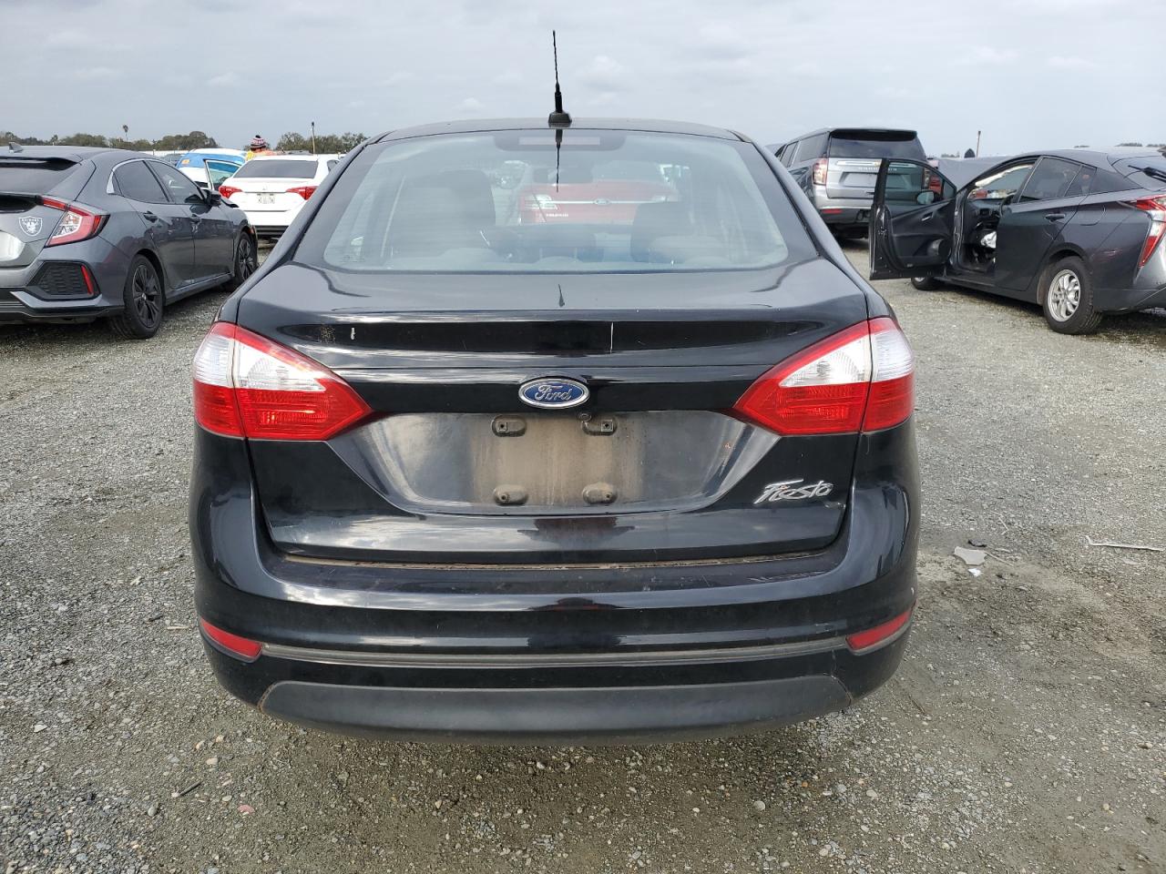 2018 Ford Fiesta S VIN: 3FADP4AJ4JM110307 Lot: 93385805