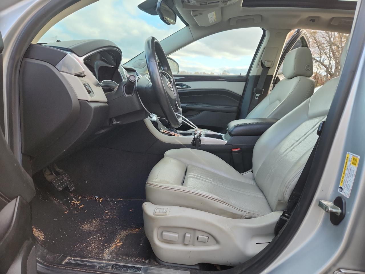 2014 Cadillac Srx Luxury Collection VIN: 3GYFNBE34ES554310 Lot: 92098135