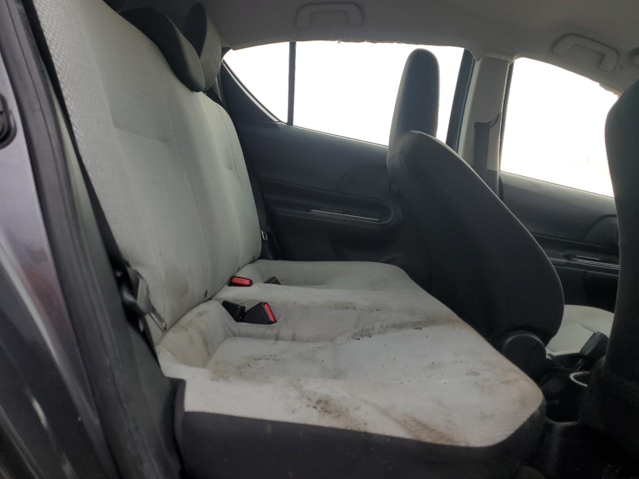 2015 Toyota Prius C VIN: JTDKDTB33F1582636 Lot: 91726175