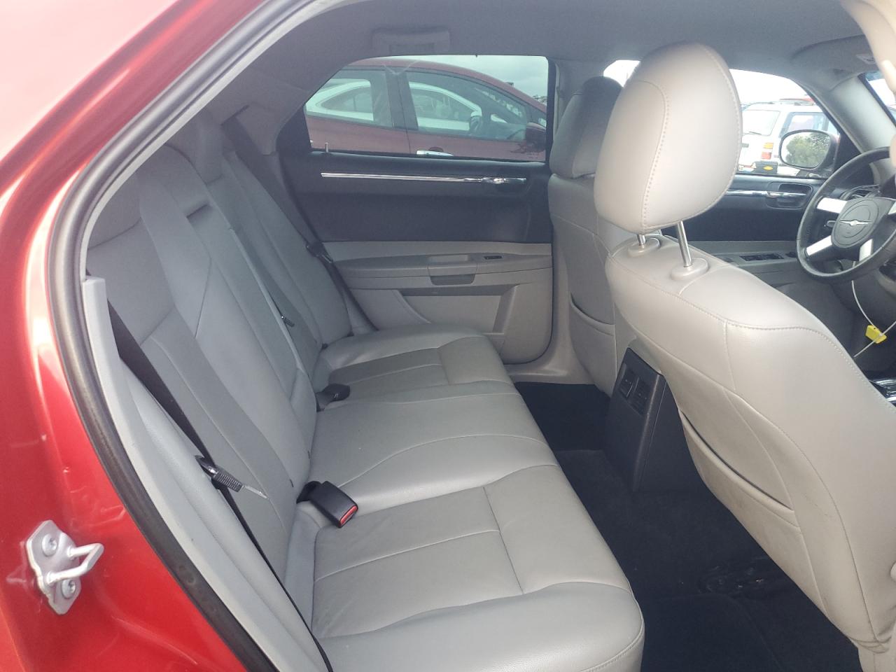 2007 Chrysler 300 Touring VIN: 2C3KA53G97H715901 Lot: 93117005