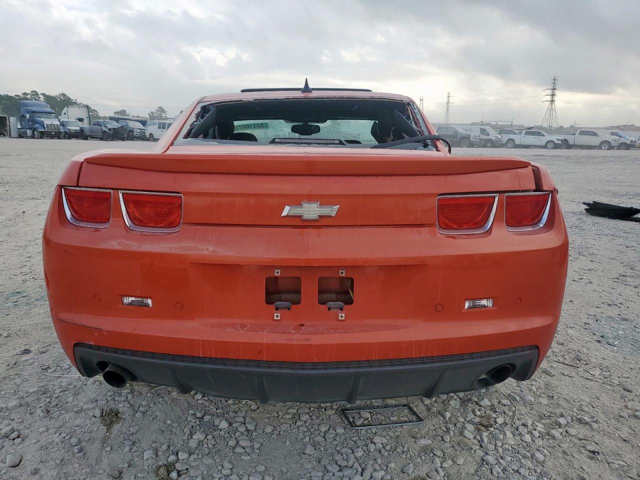 2011 Chevrolet Camaro Lt VIN: 2G1FC1ED2B9127997 Lot: 93316025