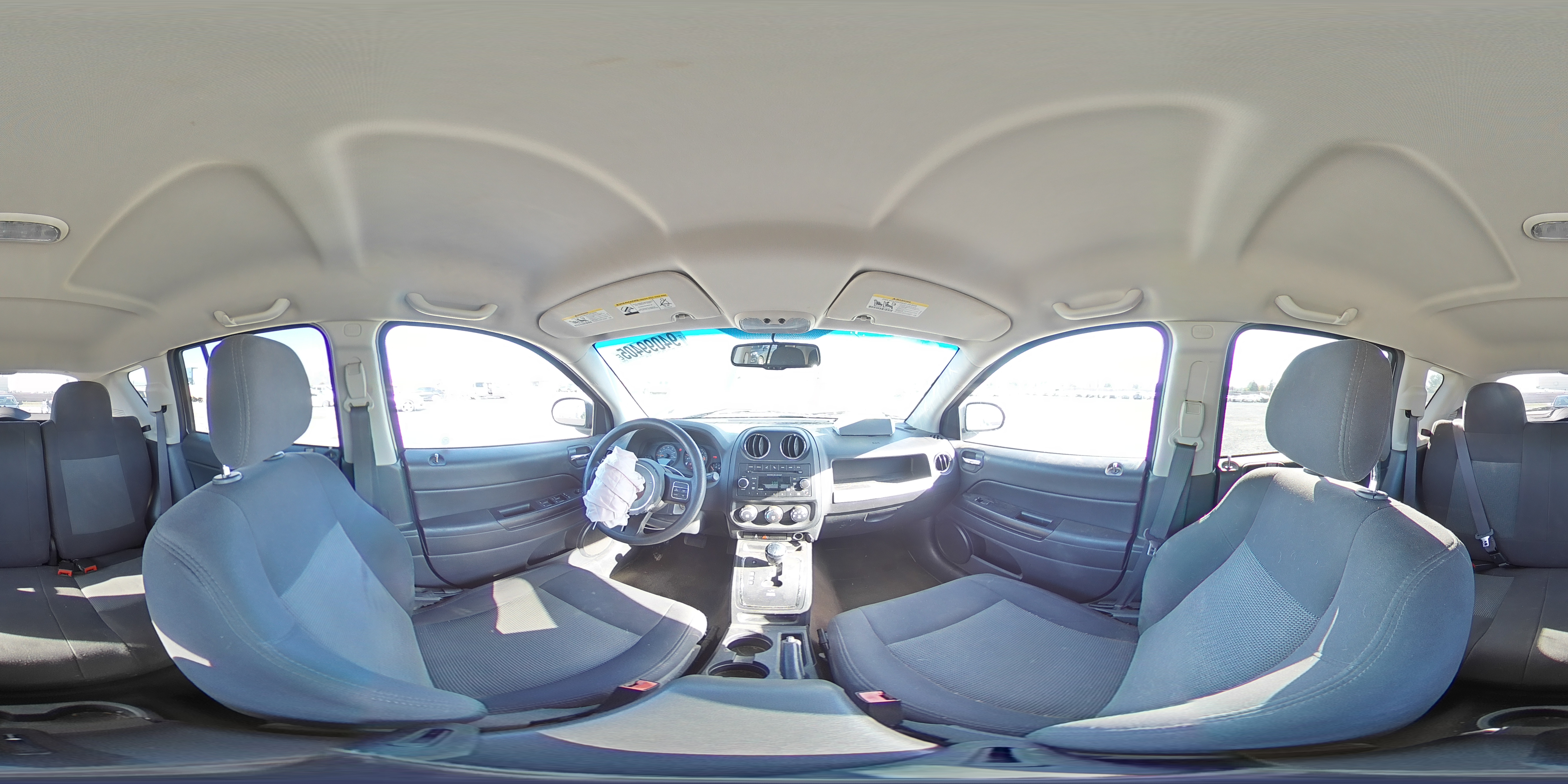 2016 Jeep Compass Sport VIN: 1C4NJCBA9GD743500 Lot: 94099405