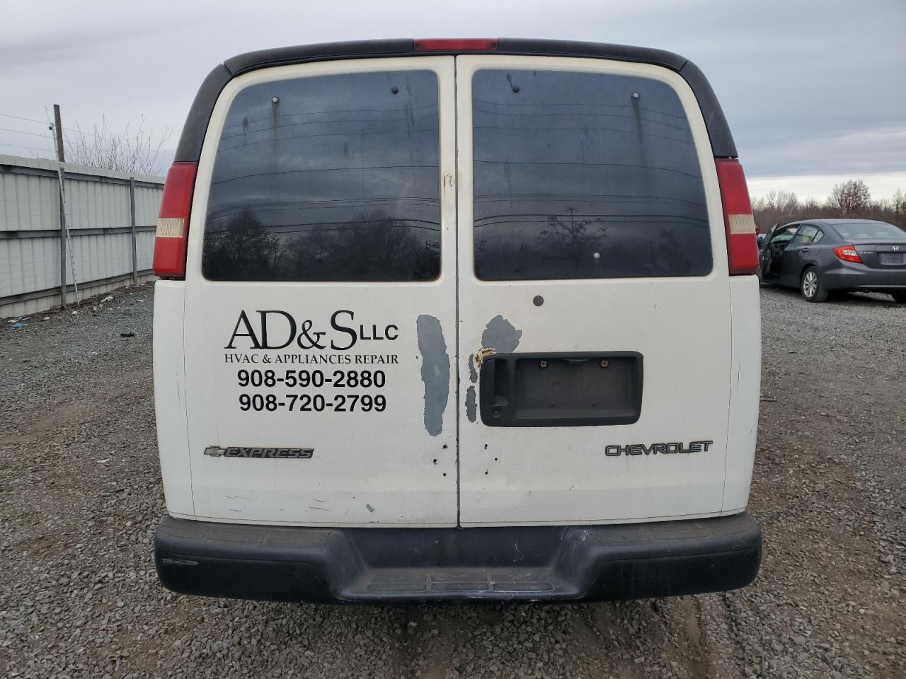 2005 Chevrolet Express G1500 VIN: 1GCFG15X351116523 Lot: 93181965