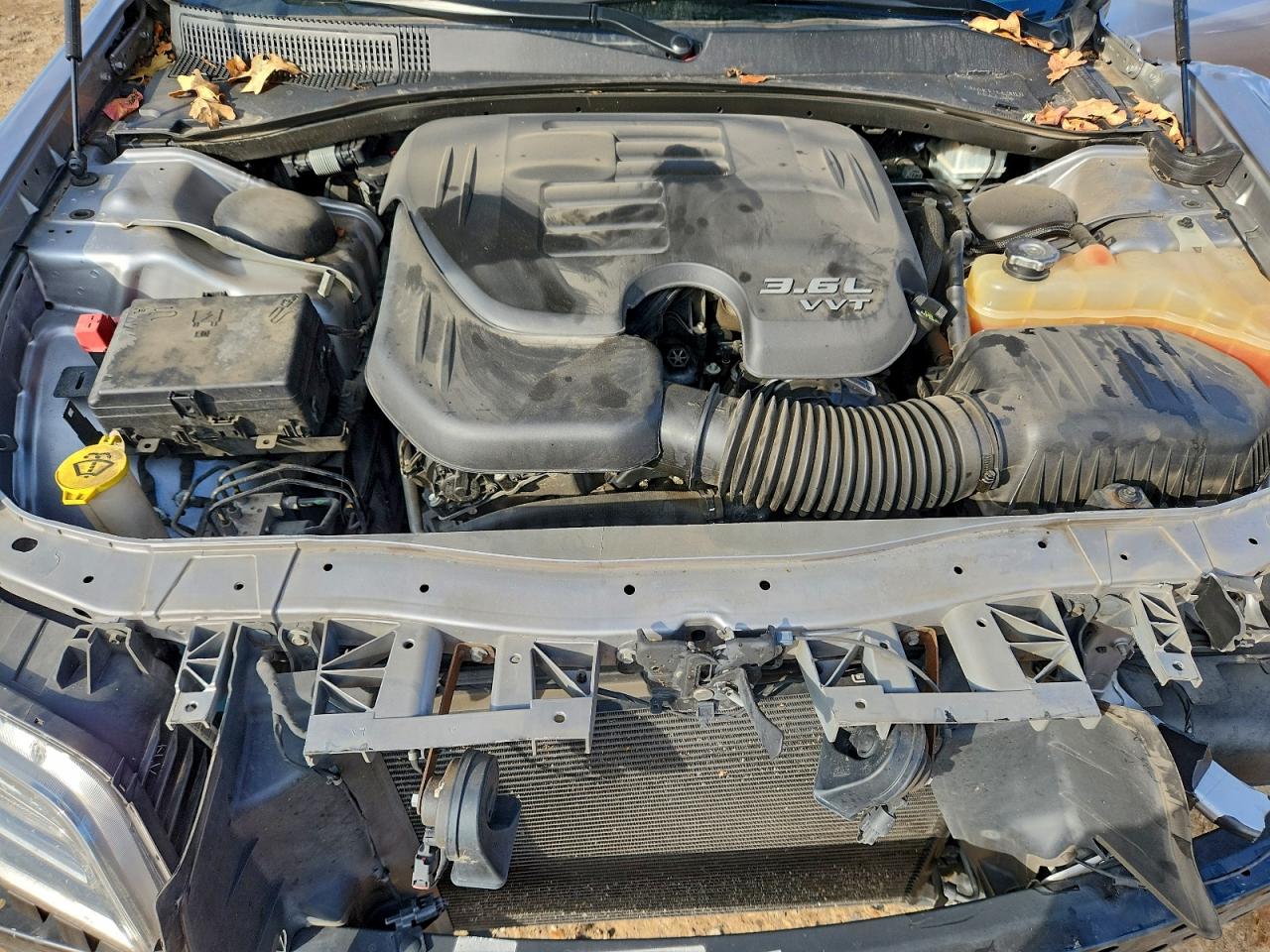 2016 Chrysler 300 Limited VIN: 2C3CCAAG1GH223728 Lot: 93619335