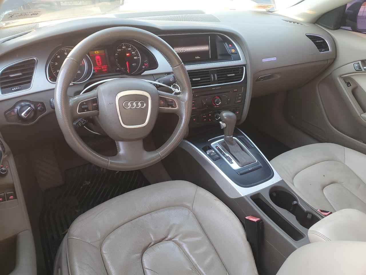 2011 Audi A5 Premium VIN: WAUCFAFR2BA034202 Lot: 92389485