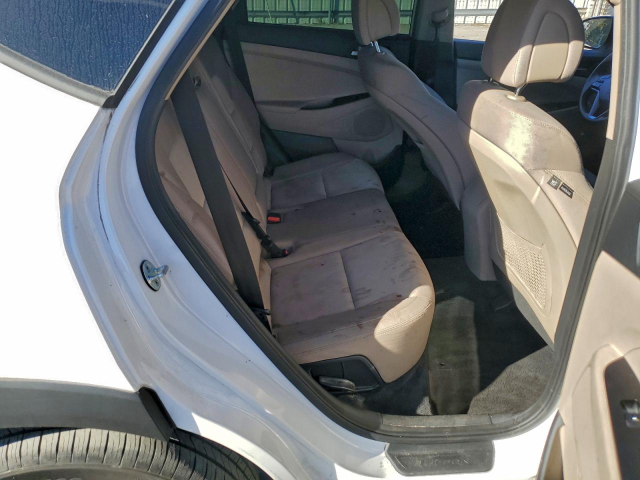 2017 Hyundai Tucson Se VIN: KM8J23A42HU476381 Lot: 92833845