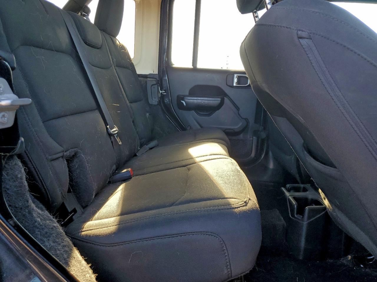 2019 Jeep Wrangler Unlimited Sport VIN: 1C4HJXDN6KW683756 Lot: 92855555