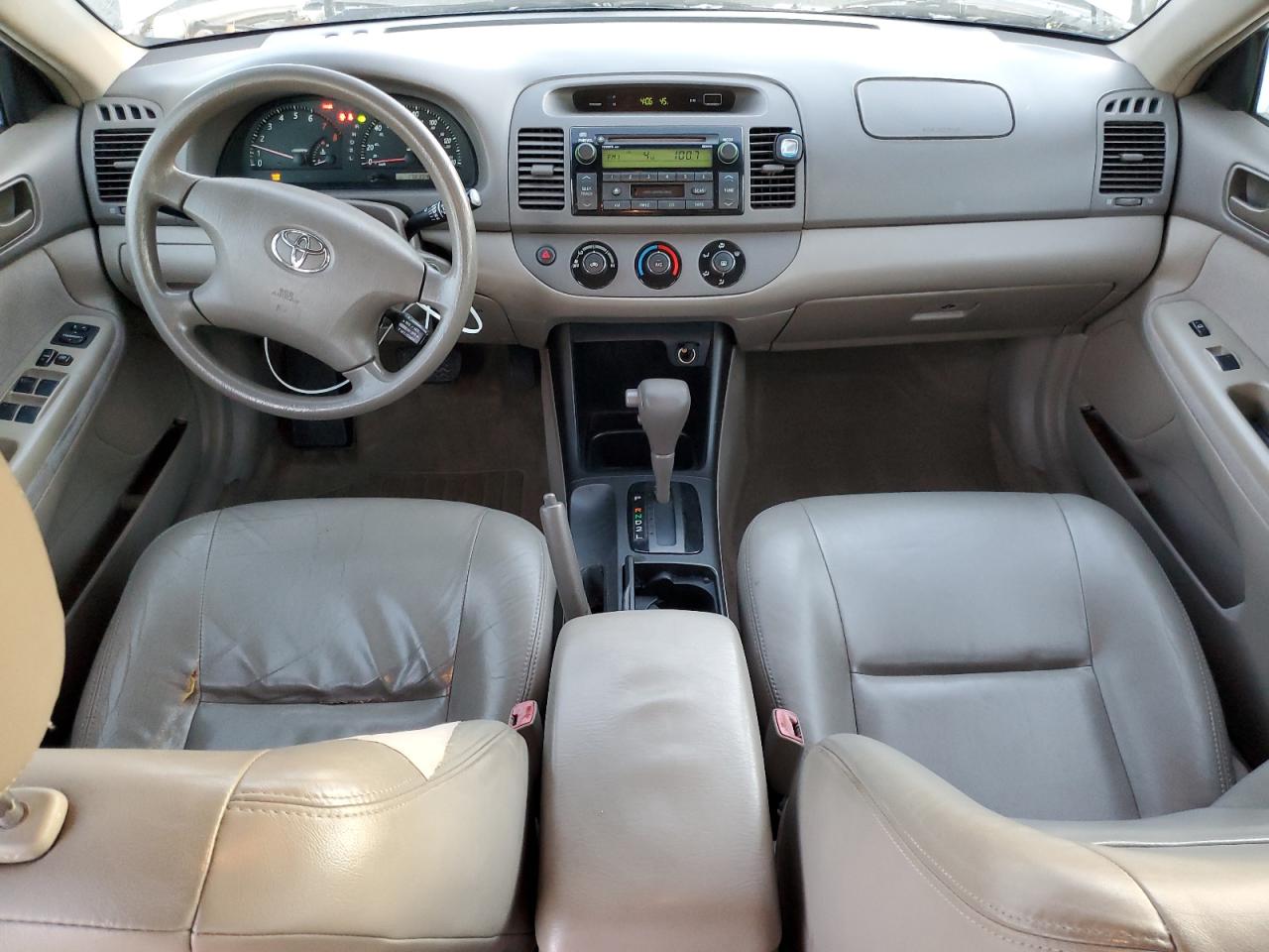 2004 Toyota Camry Le VIN: 4T1BE32K04U307415 Lot: 93543885