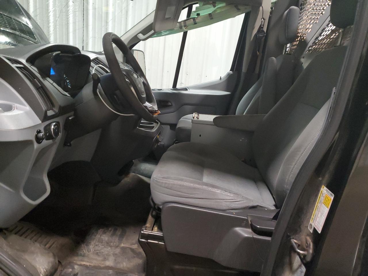 2015 Ford Transit Delivery Van VIN: 1FTYR2CMXFKB28231 Lot: 93765945