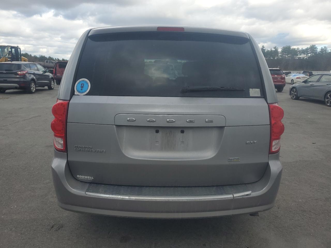 2015 Dodge Grand Caravan Sxt VIN: 2C4RDGCG3FR527350 Lot: 92949885