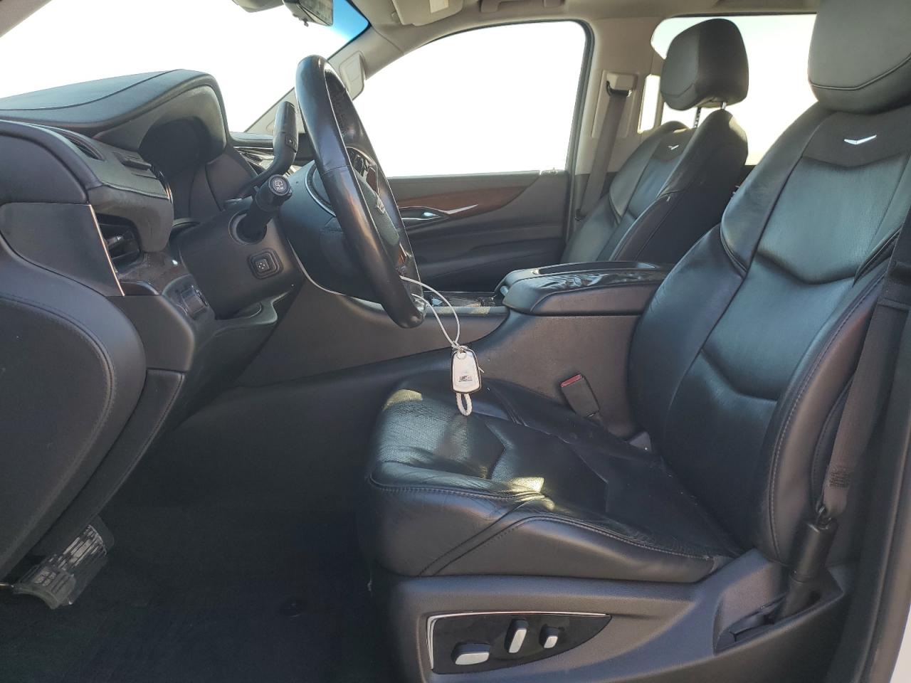 2018 Cadillac Escalade Esv Luxury VIN: 1GYS3HKJ5JR268280 Lot: 91884445