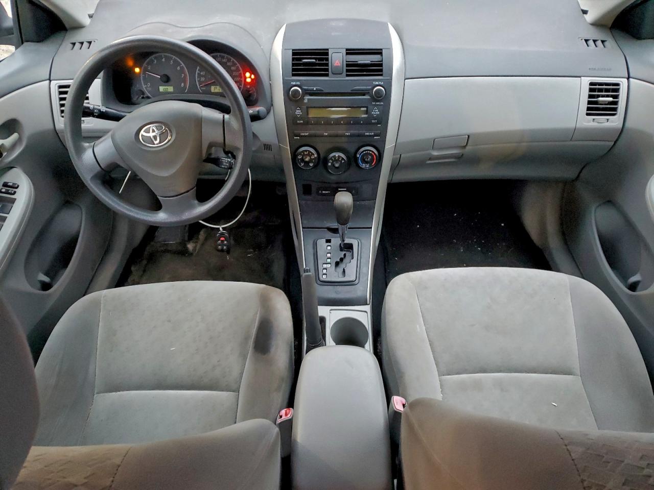 2010 Toyota Corolla Base VIN: 2T1BU4EE5AC199238 Lot: 94308005