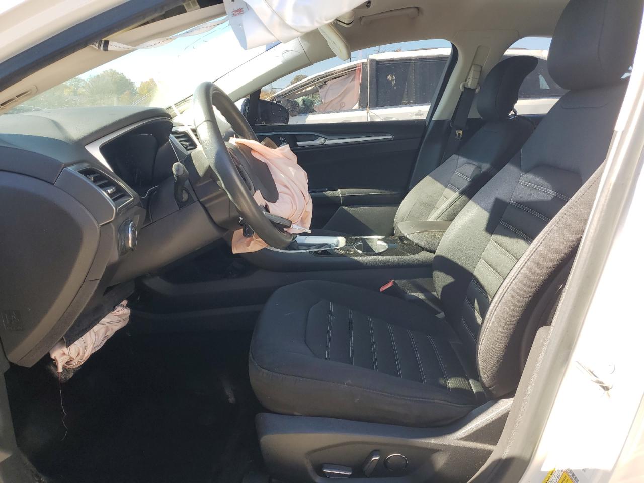 2014 Ford Fusion Se VIN: 1FA6P0H74E5392682 Lot: 91330335