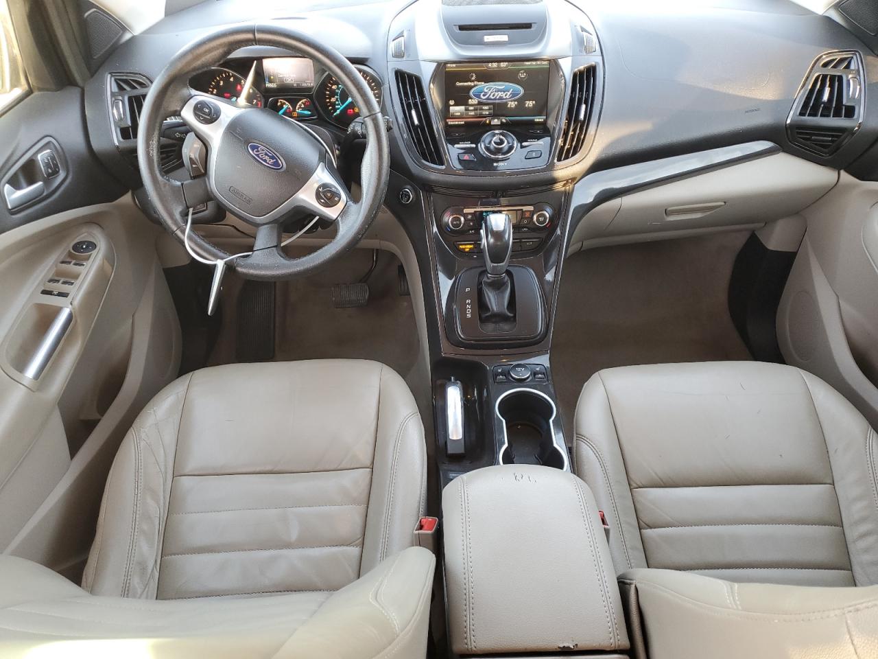 2015 Ford Escape Titanium VIN: 1FMCU0J95FUB87635 Lot: 92492425