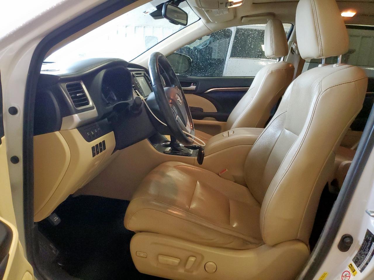 2015 Toyota Highlander Limited VIN: 5TDYKRFH8FS065974 Lot: 92634835