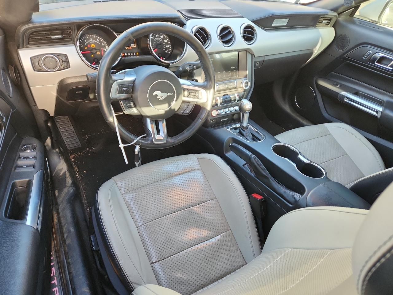 2017 Ford Mustang VIN: 1FATP8UHXH5279341 Lot: 92257595