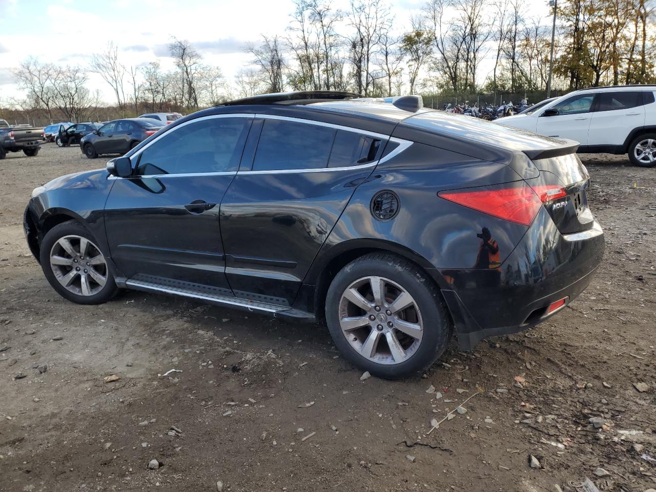 Фото: 2HNYB1H64AH500925