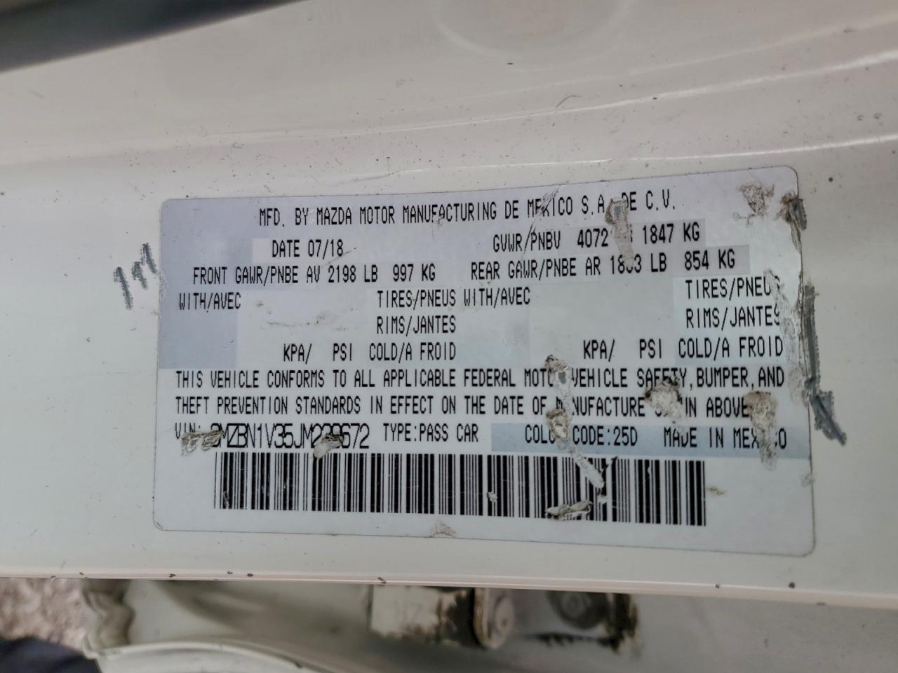 2018 Mazda 3 Touring VIN: 3MZBN1V35JM239672 Lot: 94126205