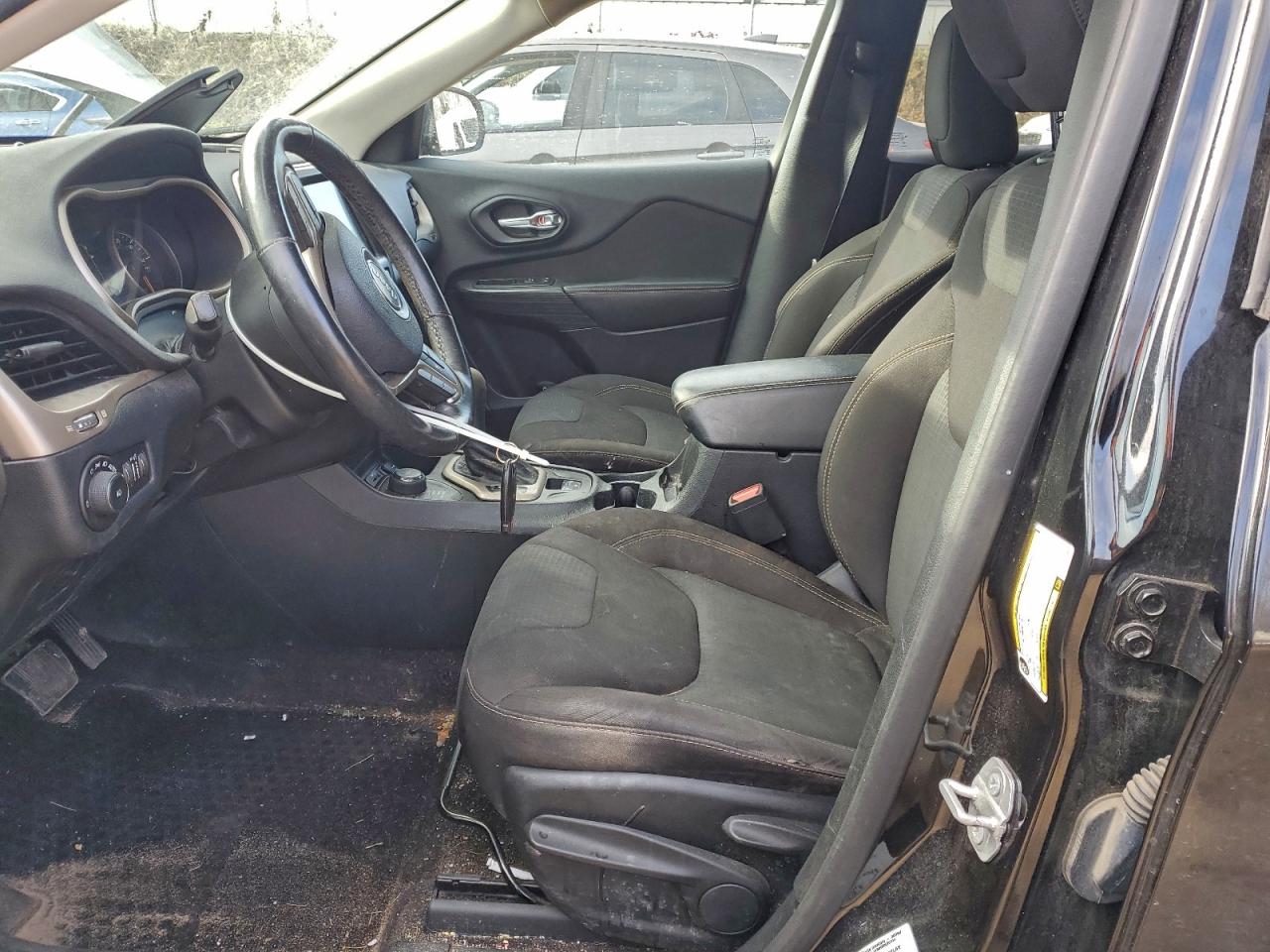 2016 Jeep Cherokee Latitude VIN: 1C4PJMCBXGW322880 Lot: 93091125