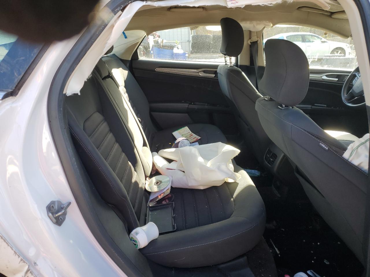 2017 Ford Fusion Se VIN: 3FA6P0H7XHR235806 Lot: 93678815