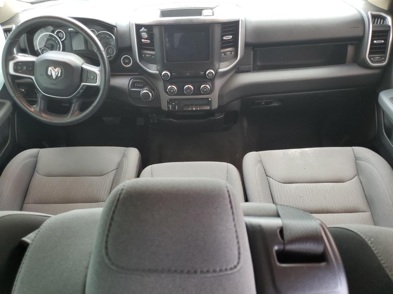 2020 Ram 1500 Big Horn/Lone Star VIN: 1C6RREBT5LN194489 Lot: 93688705