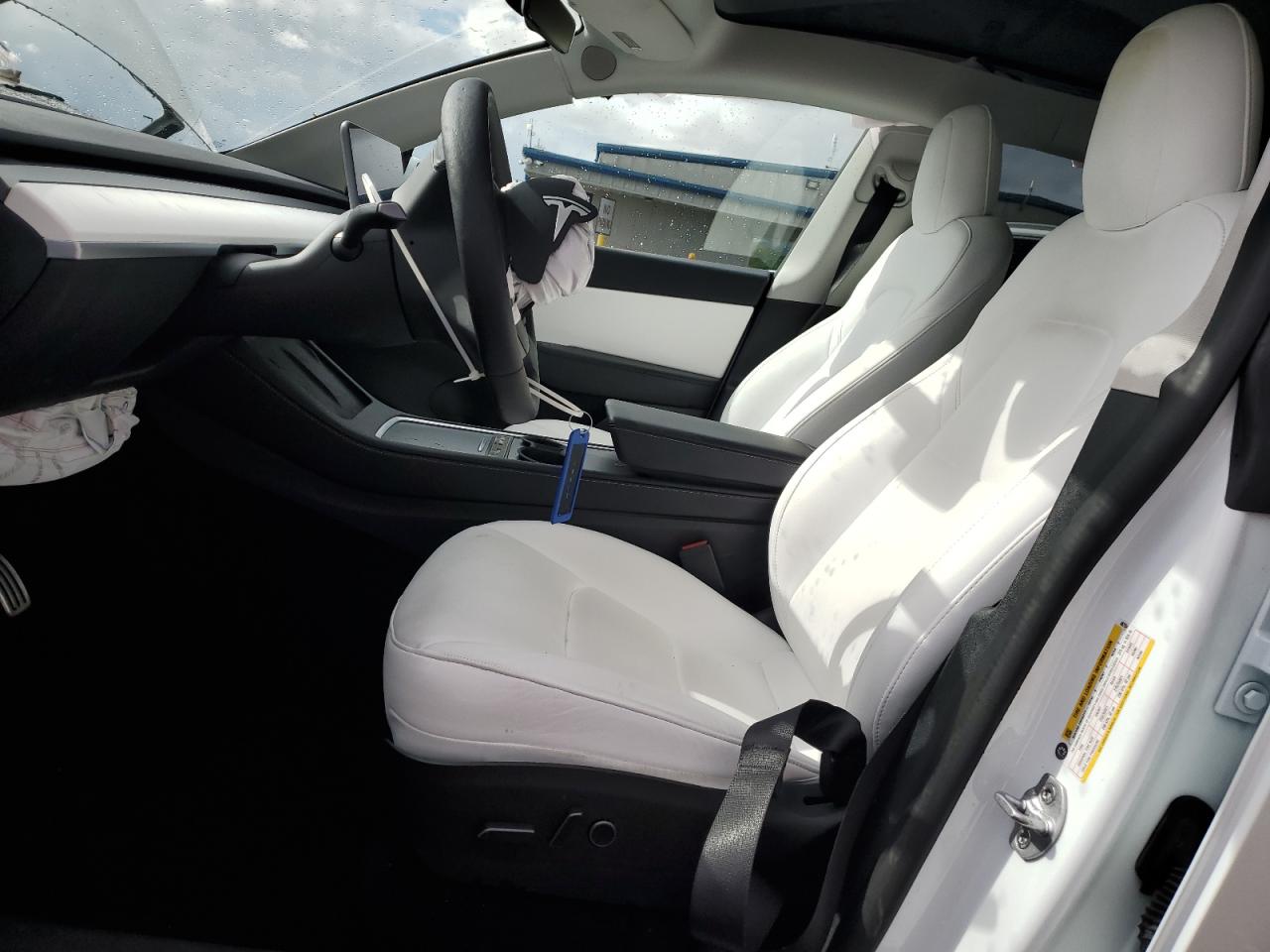 2022 Tesla Model Y VIN: 7SAYGDEF0NF487554 Lot: 93556965