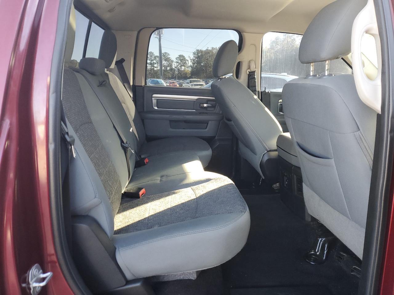 2017 Ram 1500 Slt VIN: 1C6RR7LG5HS584143 Lot: 91324315