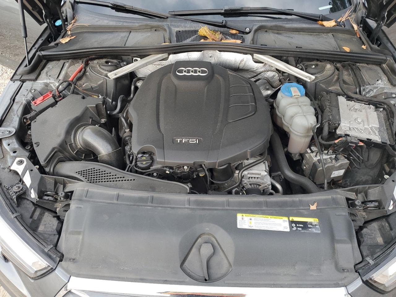 2017 Audi A4 Prestige VIN: WAUFNAF41HN041194 Lot: 92653465