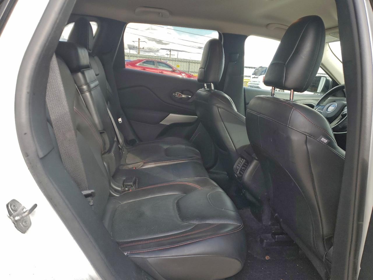 2018 Jeep Cherokee Trailhawk VIN: 1C4PJMBX4JD580117 Lot: 93821345