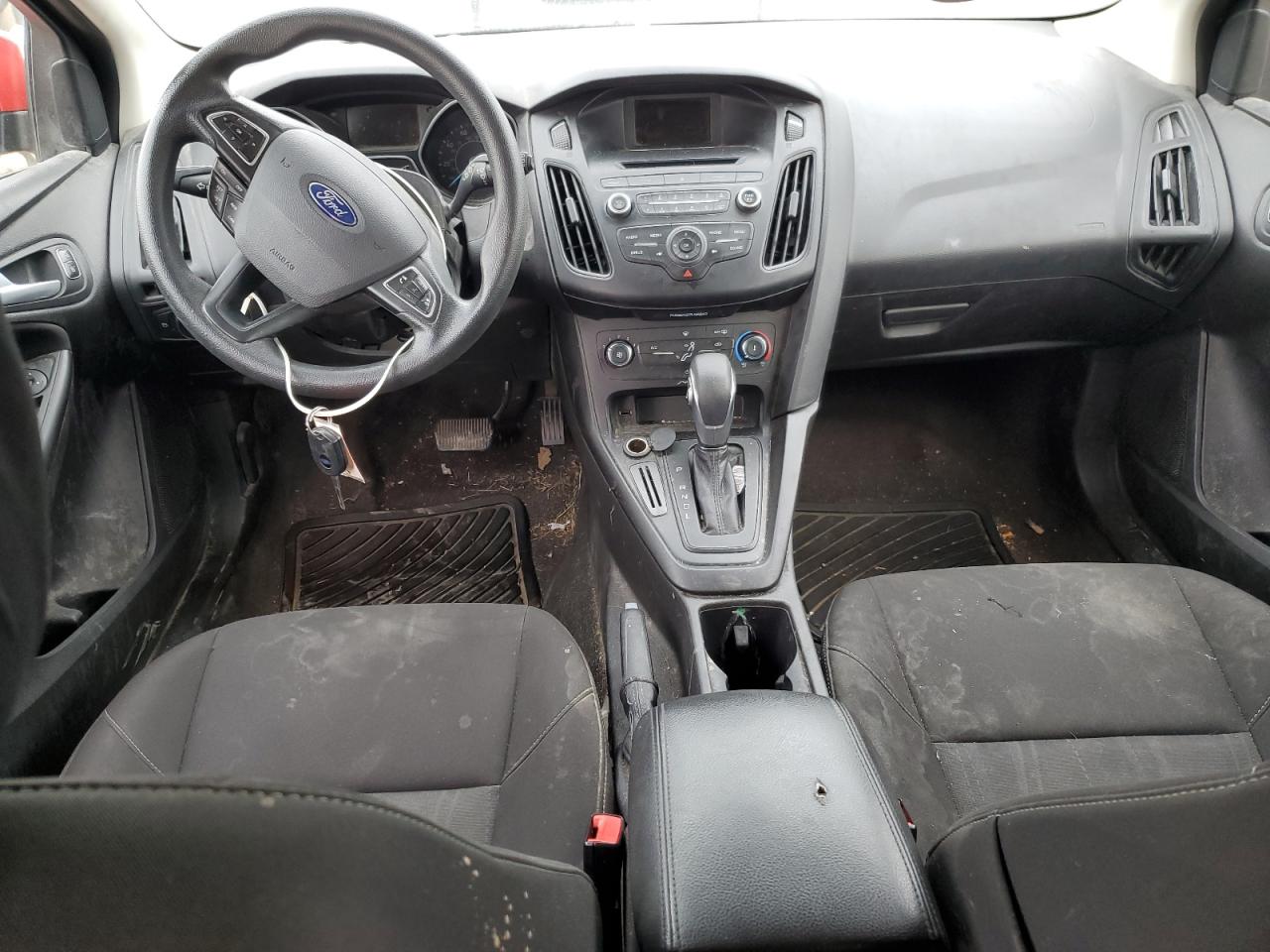 2017 Ford Focus Se VIN: 1FADP3K27HL319019 Lot: 93929875