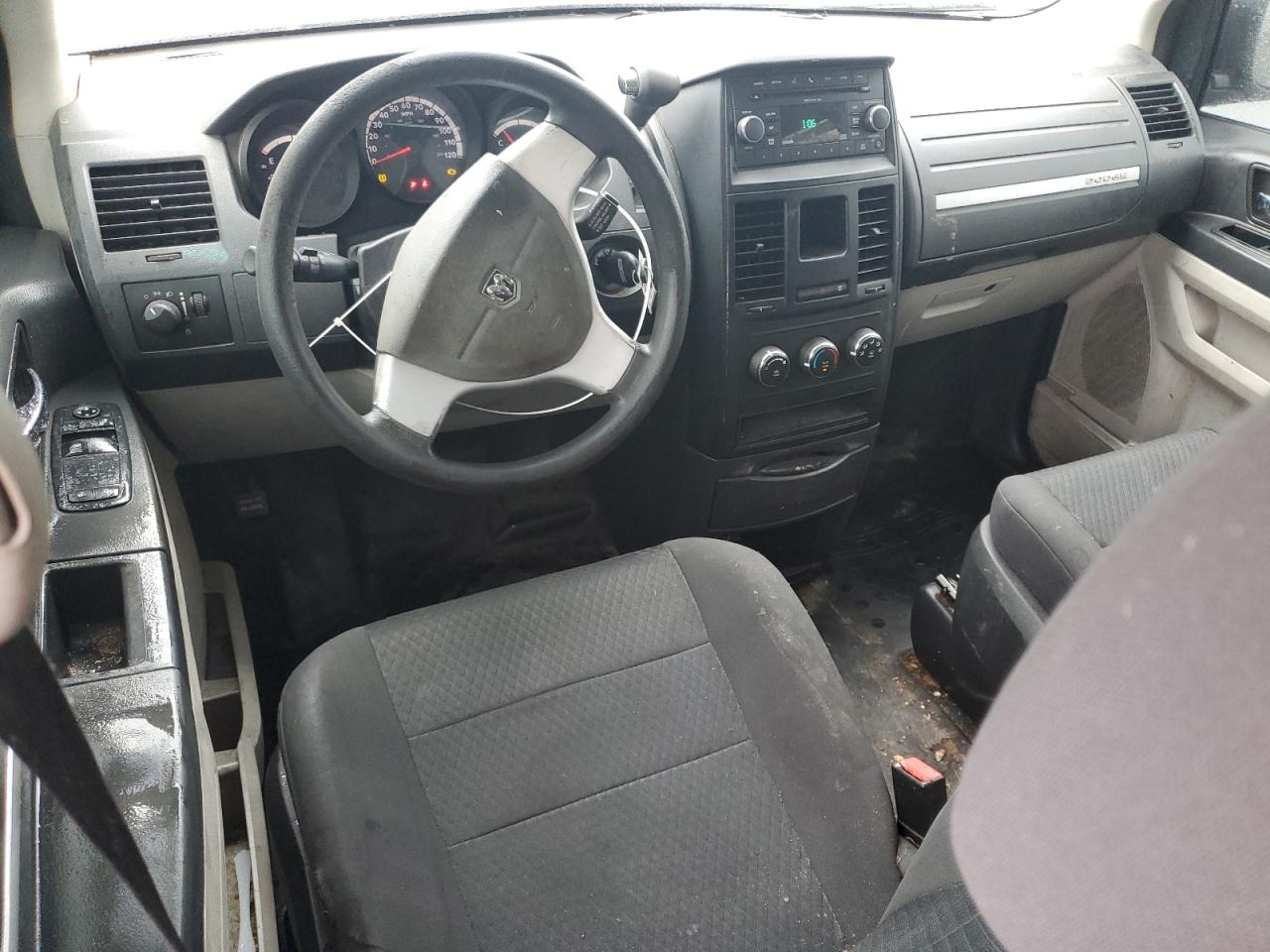 2010 Dodge Grand Caravan C/V VIN: 2D4RN1AE7AR461585 Lot: 93070945