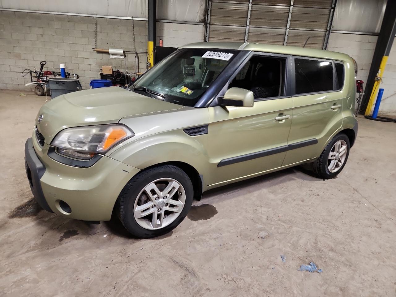 2011 Kia Soul +