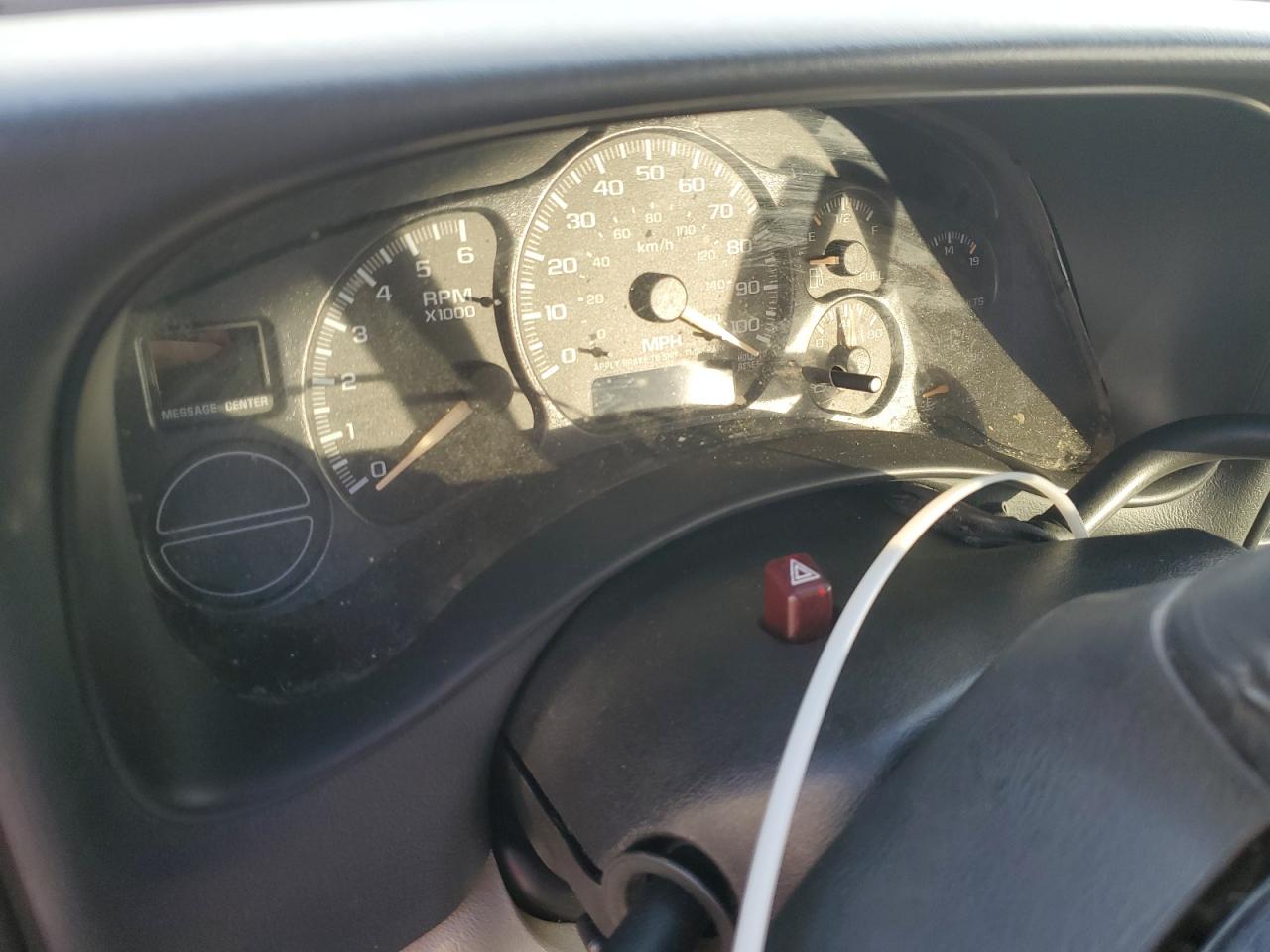 2002 Chevrolet Suburban K1500 VIN: 3GNFK16Z02G168890 Lot: 91732555