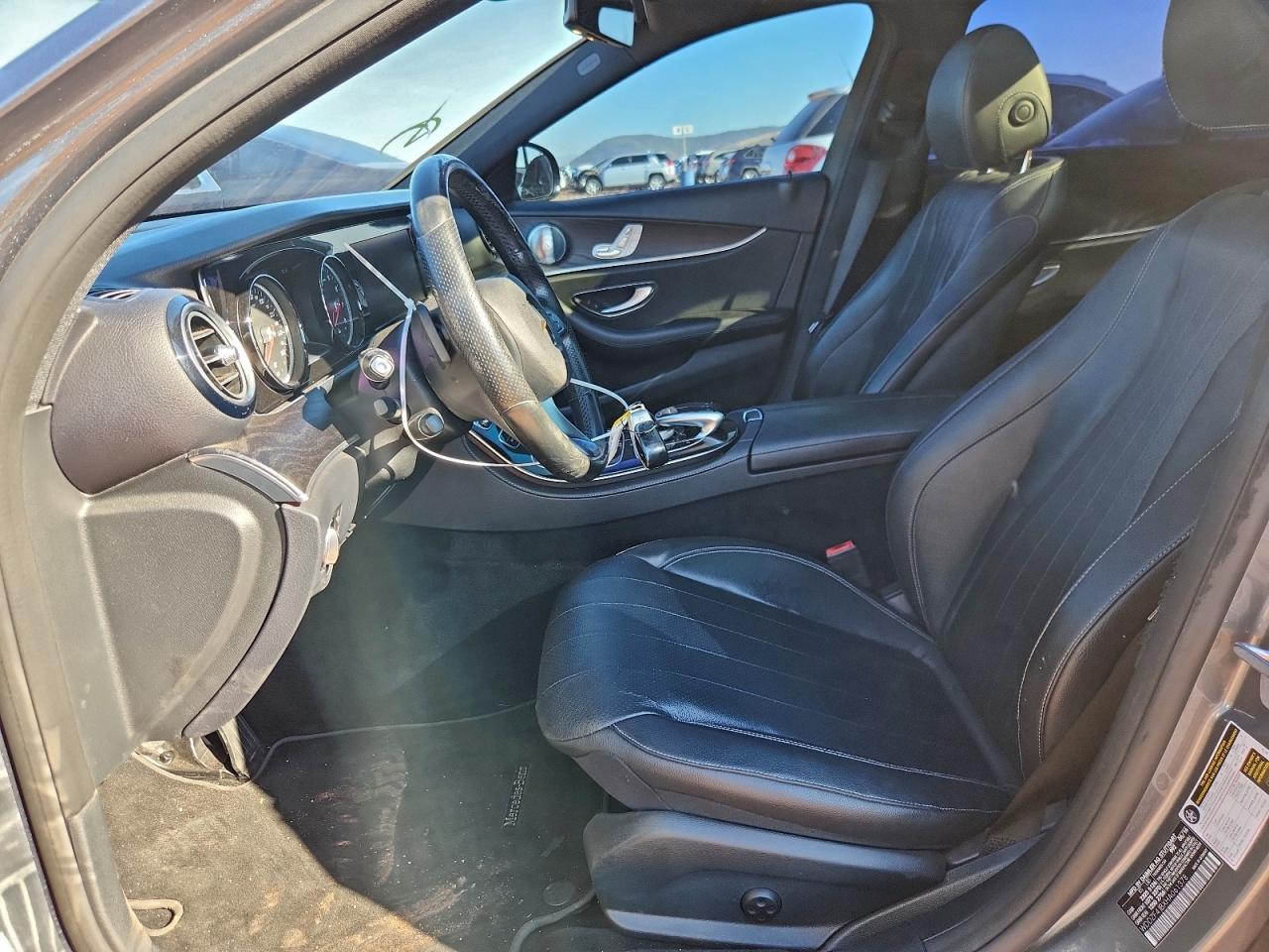 2017 Mercedes-Benz E 300 VIN: WDDZF4JBXHA061378 Lot: 94575135