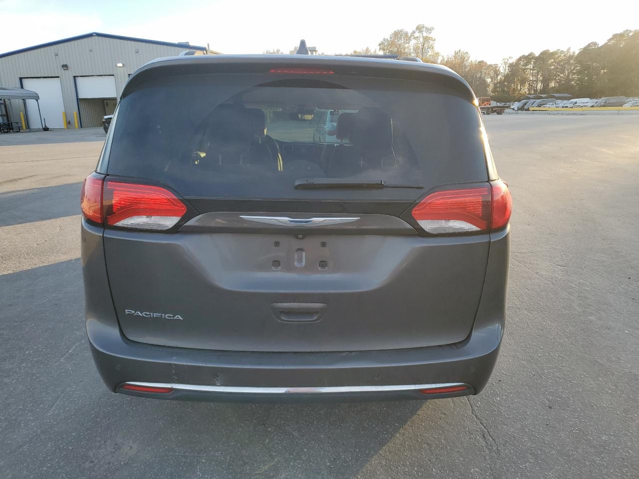 2017 Chrysler Pacifica Touring L Plus VIN: 2C4RC1EG3HR763769 Lot: 92662335