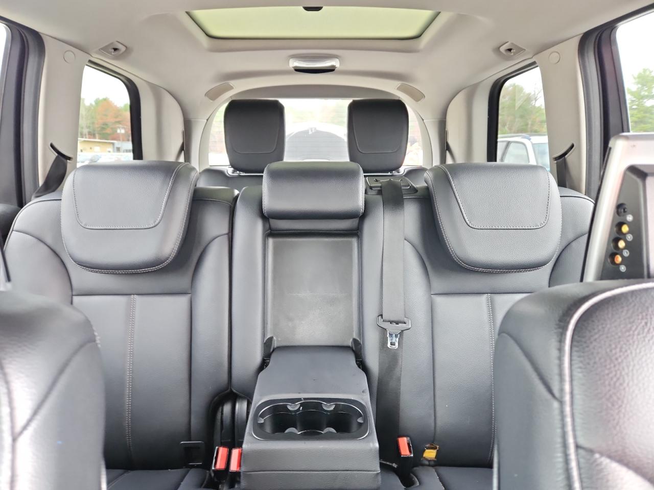 2011 Mercedes-Benz Gl 450 4Matic VIN: 4JGBF7BE1BA735958 Lot: 92600355