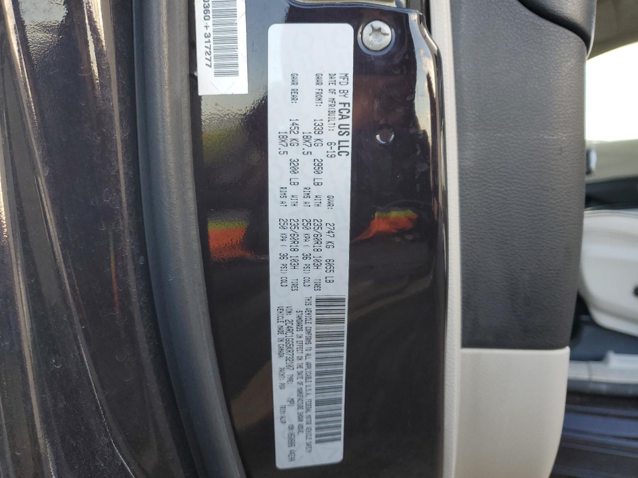 2019 Chrysler Pacifica Limited VIN: 2C4RC1GG5KR732107 Lot: 92664395