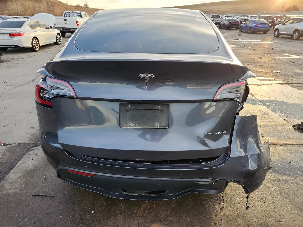 2021 Tesla Model Y VIN: 5YJYGAEE1MF211336 Lot: 91735235