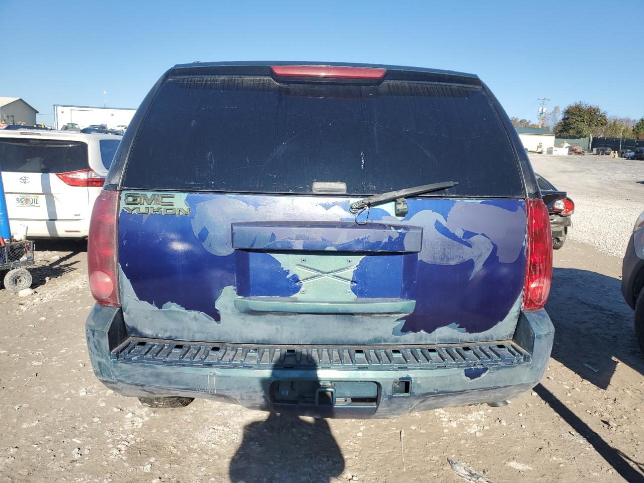 2008 GMC Yukon VIN: 1GKFC13C18J189586 Lot: 91439255