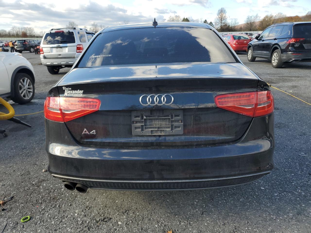 2015 Audi A4 Premium VIN: WAUAFAFL2FN009169 Lot: 92607805