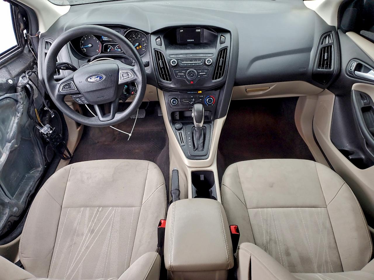 2018 Ford Focus Se VIN: 1FADP3F20JL316821 Lot: 94136085