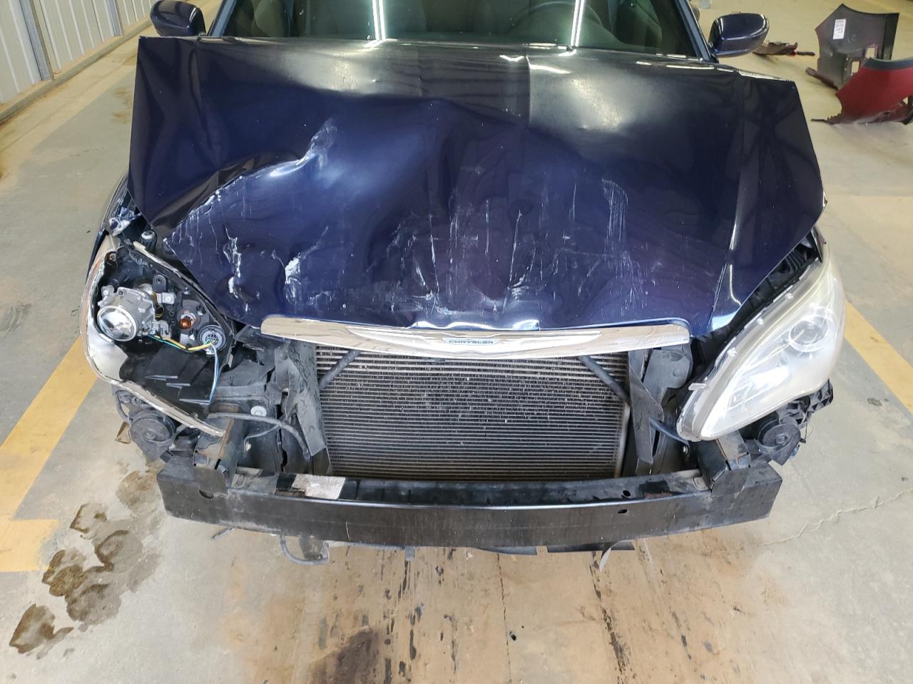 2013 Chrysler 200 Touring VIN: 1C3CCBBB8DN695131 Lot: 92063505