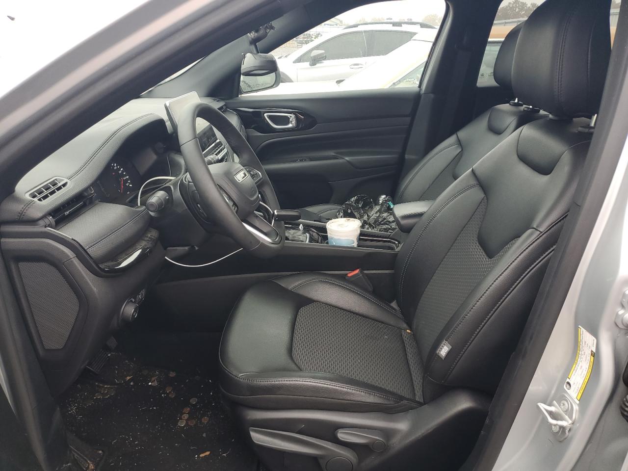 2025 Jeep Compass Latitude VIN: 3C4NJDBN5ST554790 Lot: 84920145