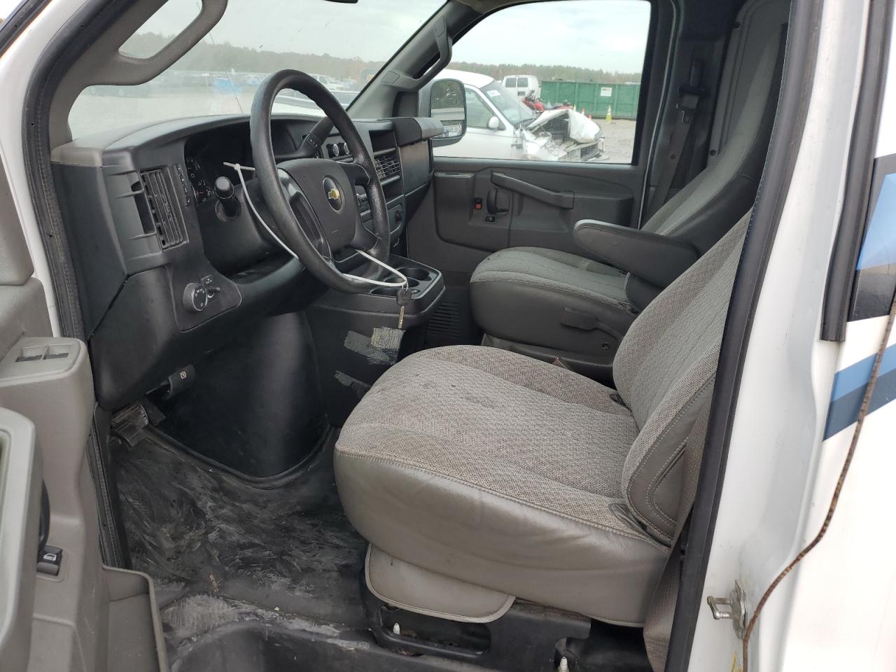 2016 Chevrolet Express G2500 VIN: 1GCWGBFF2G1127091 Lot: 92192215