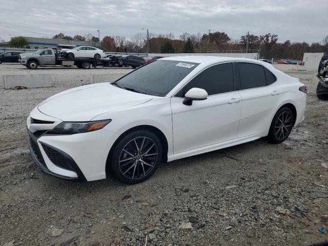 TOYOTA CAMRY SE 2021